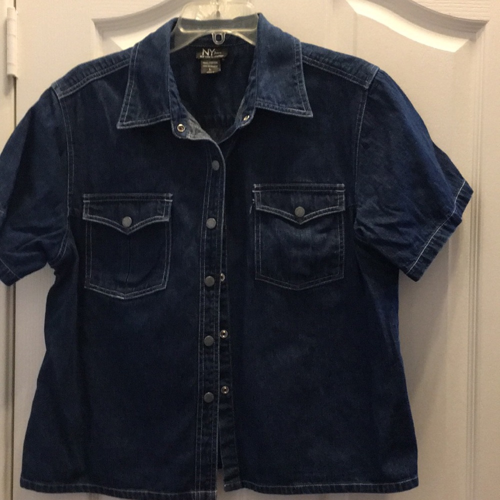 FINAL MARKDOWN Ny jeans short sleeved denim jacket large